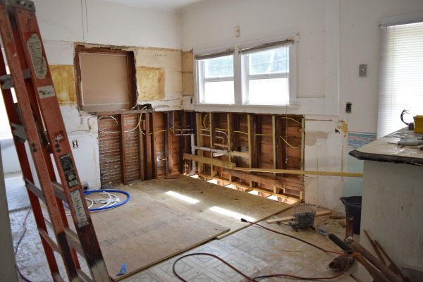 Bathroom Demolition in Panama City