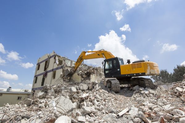 Building Demolition Service in Panama City