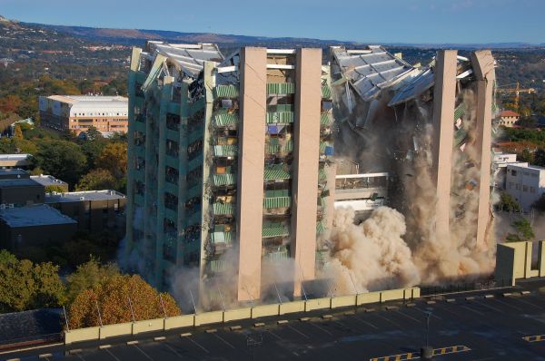 Building Removal in Panama City