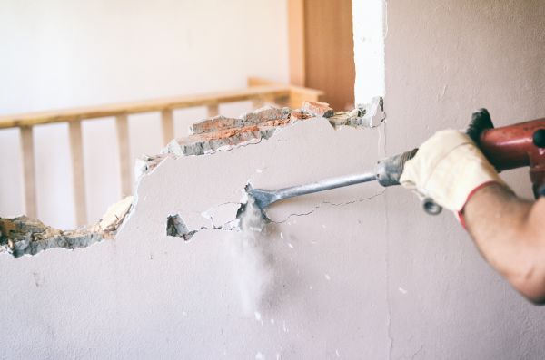 Interior Wall Removal in Panama City